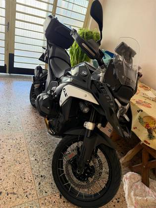 BMW R 1300 GS TRIPLE BLACK 